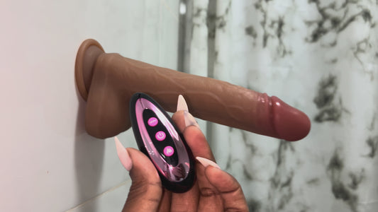 App & Remote-Controlled Heating Dildo